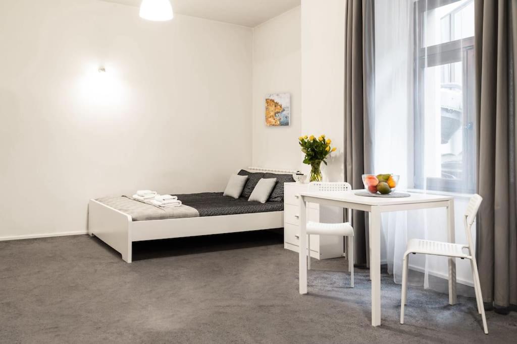 Studio Sunny Flat Krakow Apartment Exterior photo